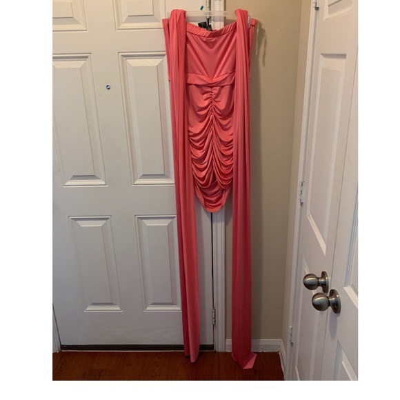 Convertible Body Con Dress - Picture 3 of 4